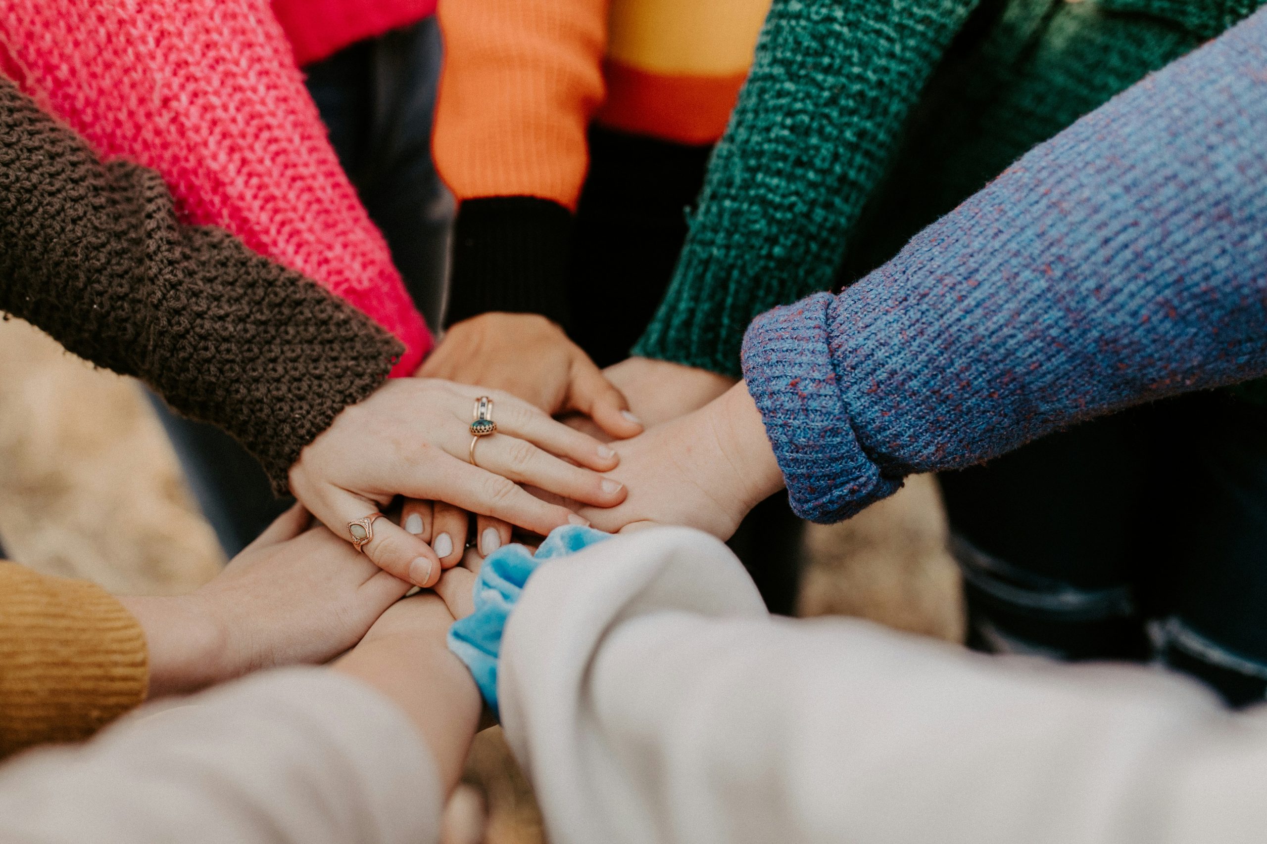 ICF Provence vous propose une soirée rencontre conviviale le 15 février 2024 Si vous êtes coach (adhérent ou non à ICF) et que vos souhaits pour cette nouvelle année sont : de créer du lien, d’élargir votre réseau, de confronter votre pratique avec des pairs Cette soirée est pour vous car elle est le début d’une belle aventure.